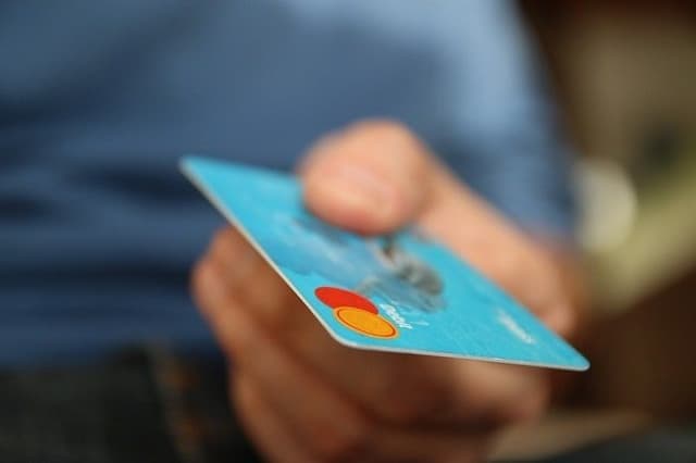 How to Avoid Holiday Rental Scams