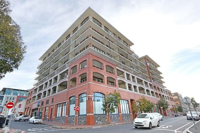 Considering Short Term Property Investment in De Waterkant?